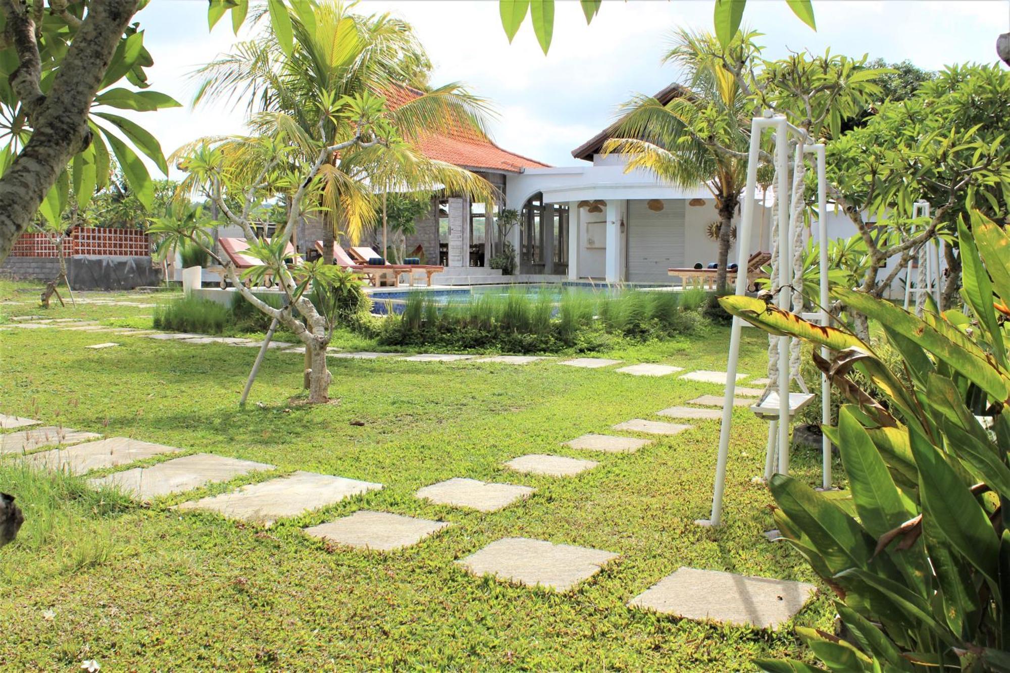 Village Jungle Batununggul